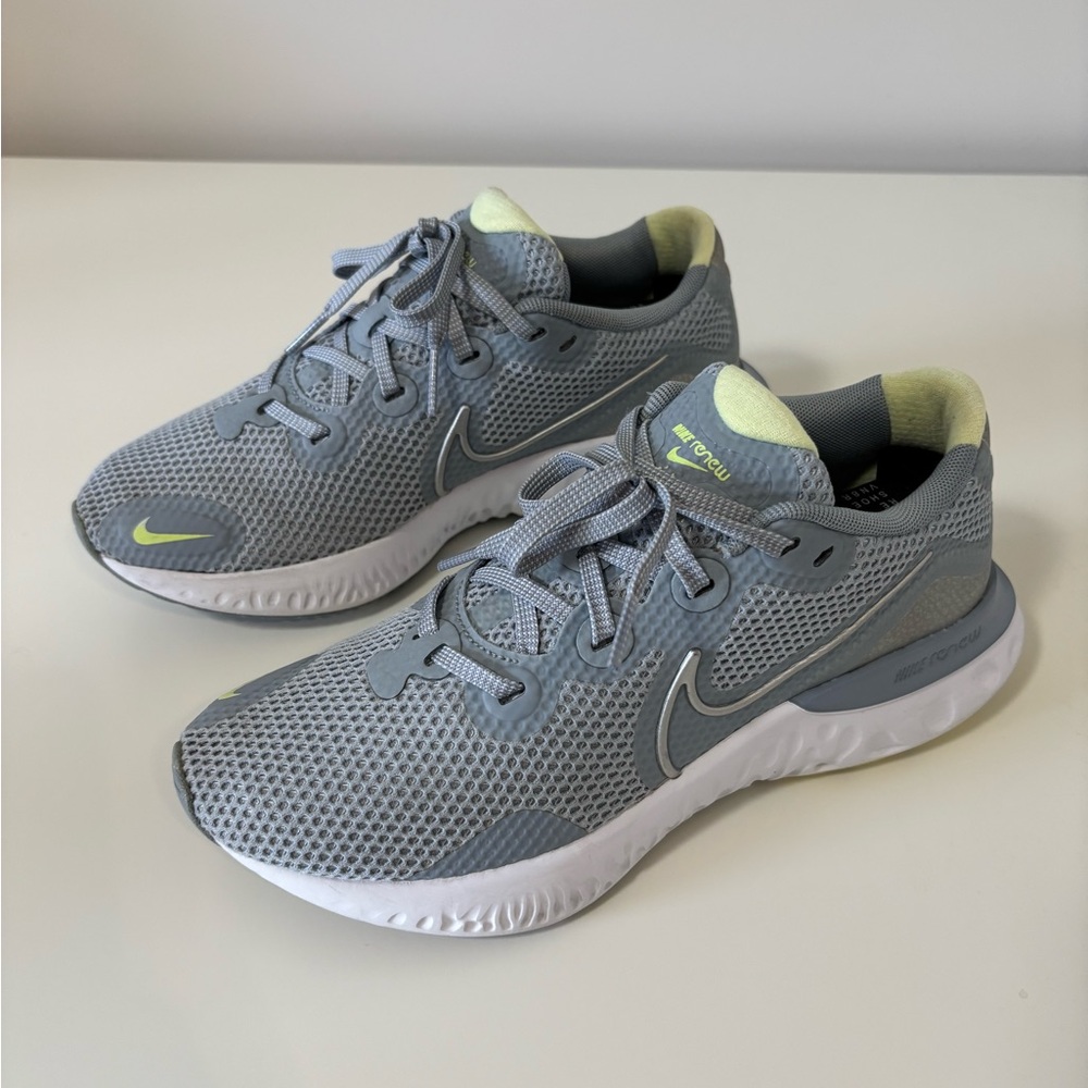 Nike Renew Run 'Obsidian Mist'